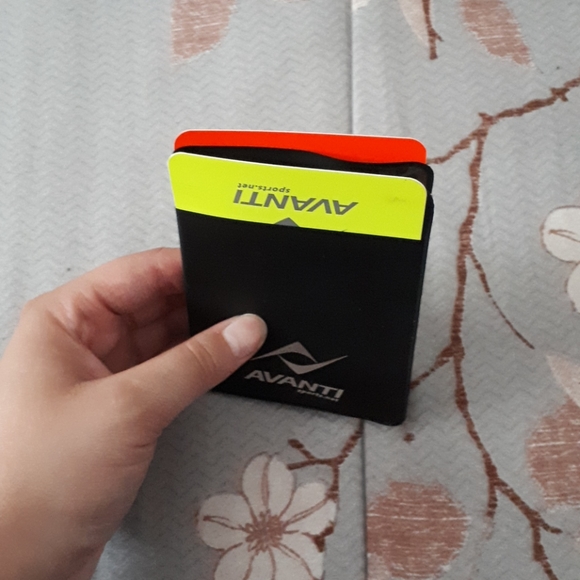 Referee Set - Picture 3 of 3